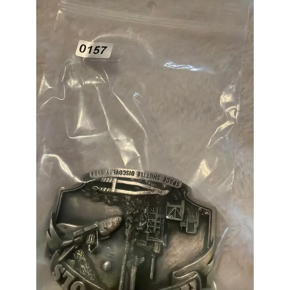 Siskiyou L.E. 1989 Ames Tools Space Shuttle Discovery 1984 3D Pewter Buckle